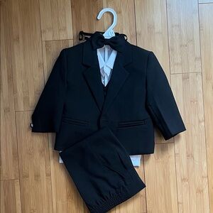 Classic Black Boys’ Suit Tux Set